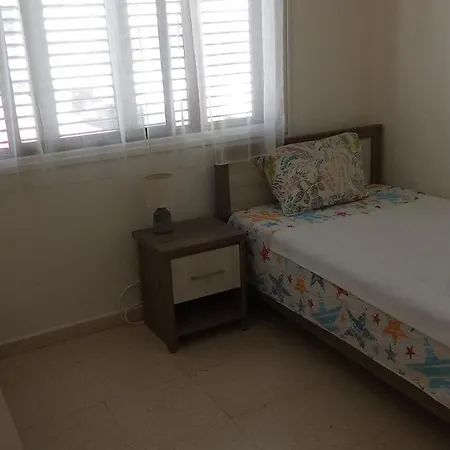 2 Bedroom In Makenzi Apartment